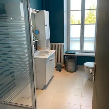 De Creully Couette-café 3*