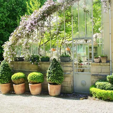 De Creully فندق مبيت وإفطار 3*