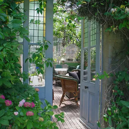 De Creully Couette-café